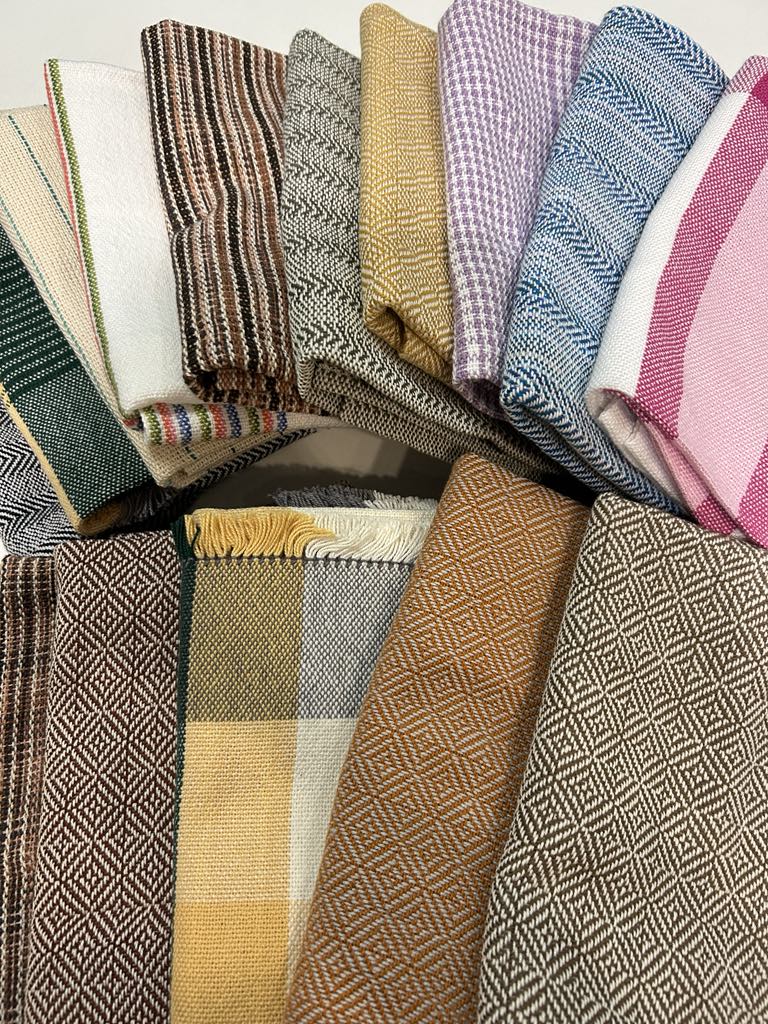 Linge à vaisselle fait à la main