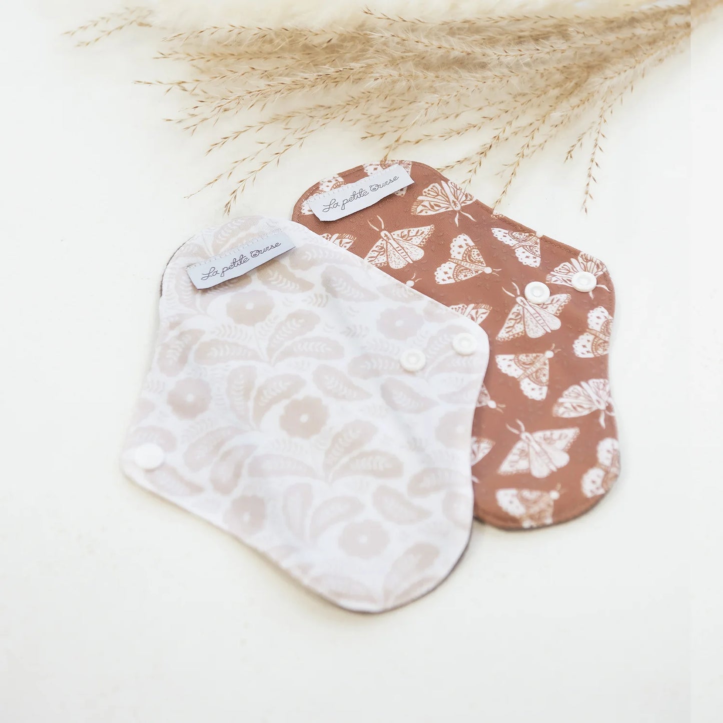 Serviette hygiénique (protège-dessous) réutilisable Papillon