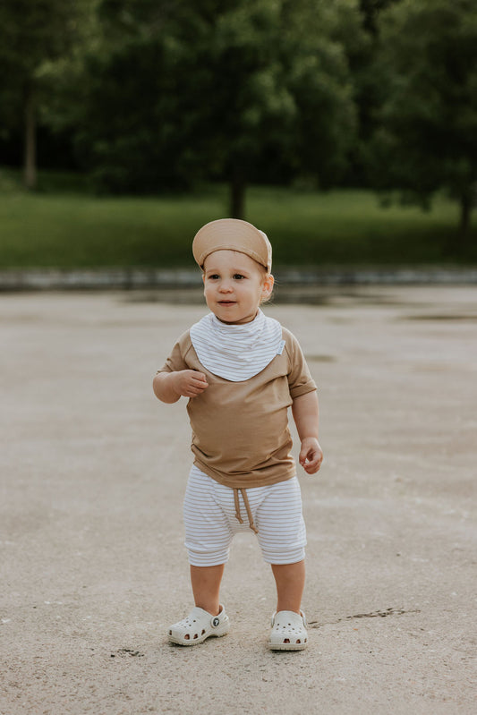 Short harem ligné Blanc et Beige