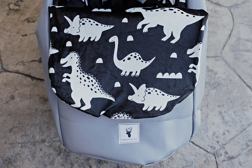 Housse de coquille hiver | Cuir vegan gris minky dinosaure blanc