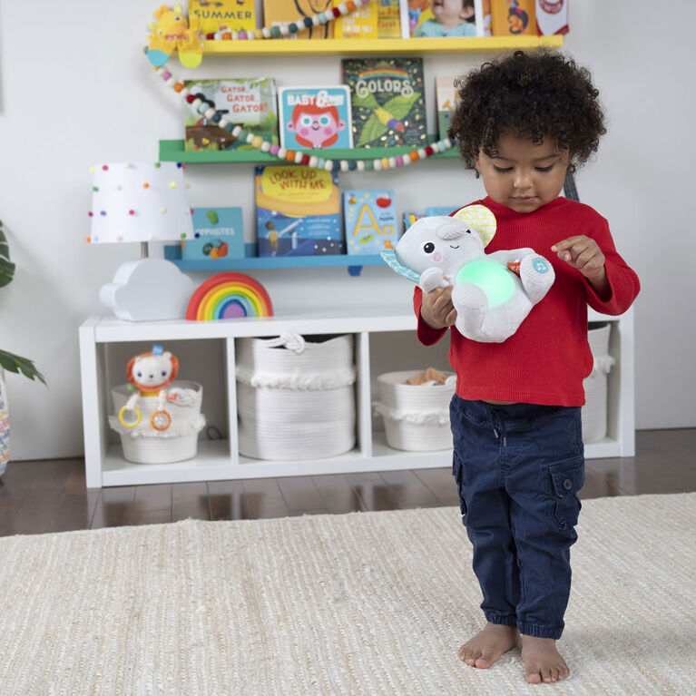 Peluche musicale lumineuse Hug-a-bye Baby