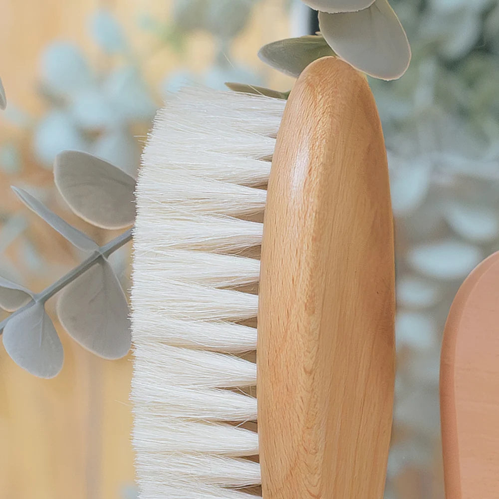 Brosse et peigne pour bébé