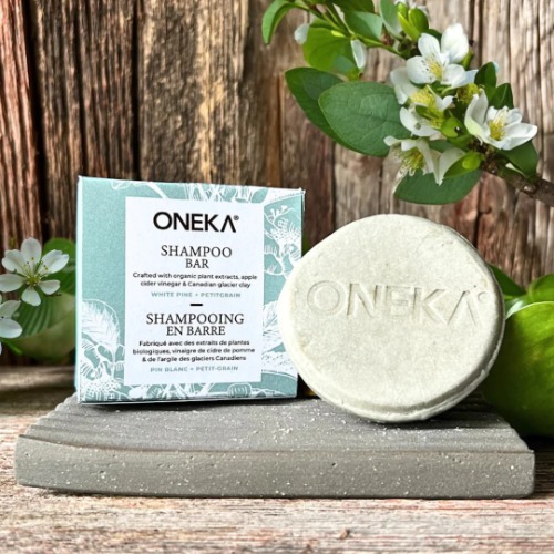 Oneka- Shampoing en barre- Pin blanc et petits grains